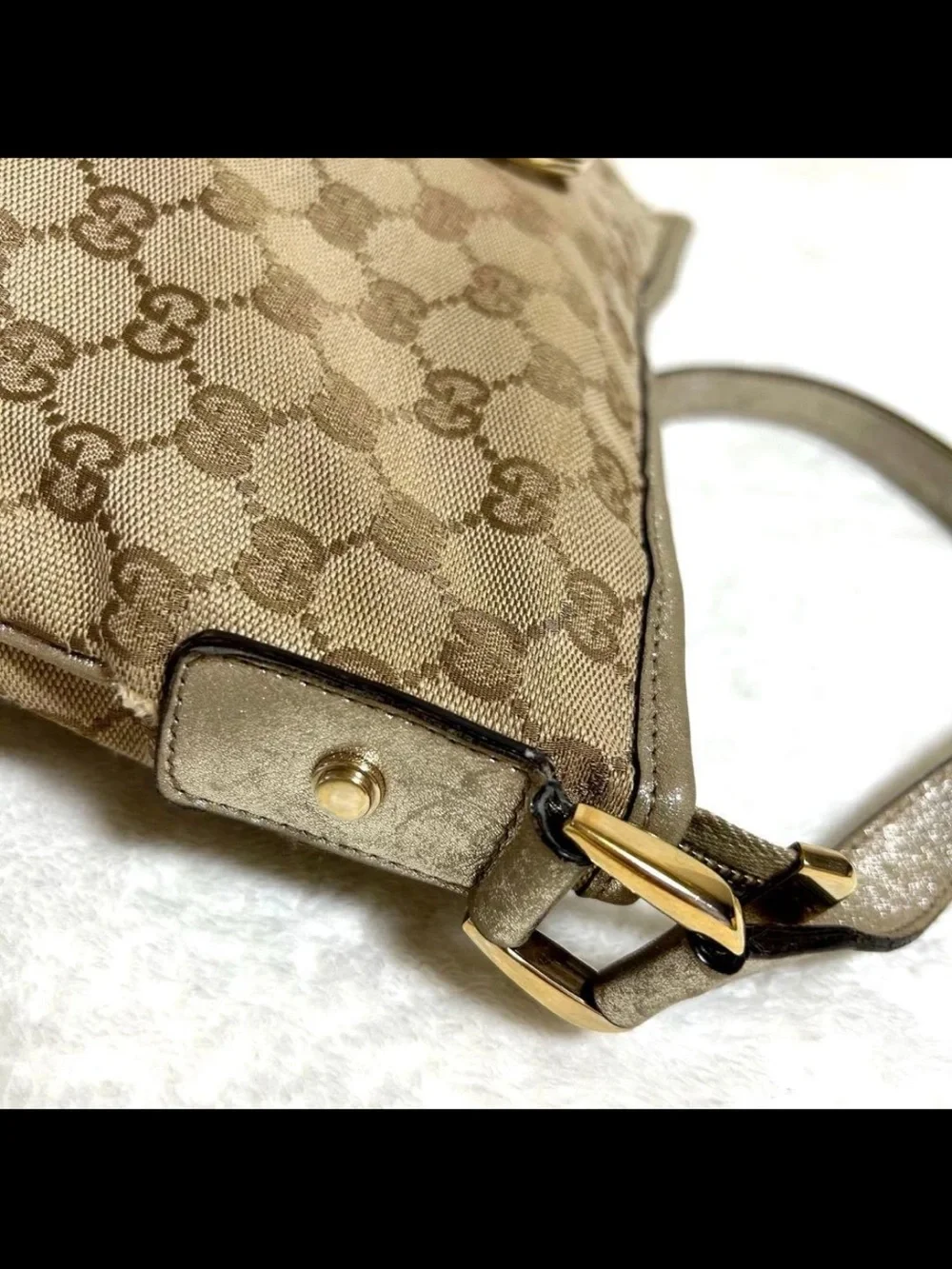 Gucci Tan Monogram Shoulder Bag with Gold-Tone Hardware